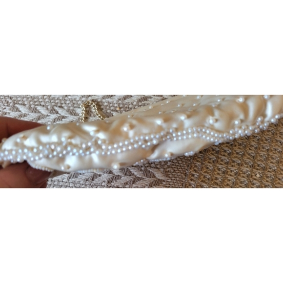 La Regale Clutch Evening Bag with Box Seed Pearl Beaded Floral Design Regency - Picture 5 of 16